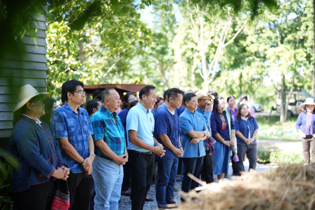 มหาวิทยาลัยราชภัฏพิบูลสงคราม จัดโครงการเปิดศูนย์เรียนรู้เกษตรทฤษฎีใหม่ โอกาสนี้ได้รับเกียรติจาก นายทรงพล วิชัยขัทคะ รองผู้ว่าราชการจังหวัดพิษณุโลกเป็นประธาน พร้อมด้วย คณะผู้บริหาร นำโดยรองอธิการบดีฯ คณาจารย์เจ้าหน้าที่ นักเรียน นักศึกษาและแขกผู้มีเกียรติ เข้าร่วมงาน