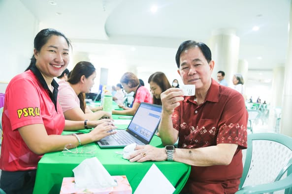 วันที่ 26 สิงหาคม 2568 กองบริหารงานบุคคล มหาวิทยาลัยราชภัฏพิบูลสงคราม ดำเนินการจัดกิจกรรมตรวจสุขภาพประจำปี 2568 ให้แก่บุคลากร ณ บริเวณโถงชั้น 1 อาคารทีปวิชญ์ ส่วนทะเลแก้ว โดยมีบุคลากรเข้ารับการตรวจตามสิทธิ์ที่ได้รับการจัดสรรอย่างต่อเนื่อง