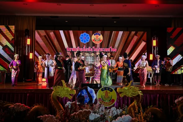 มรพส. ยกระดับซอฟต์พาวเวอร์ผ่านการศึกษา “การนำศิลปะการแสดงมาถ่ายทอดในงานระดับประเทศเช่นนี้ เป็นการยืนยันถึงบทบาทของ มหาวิทยาลัยราชภัฏพิบูลสงคราม ในการเป็นสถาบันการศึกษาเพื่อการพัฒนาท้องถิ่นและธำรงไว้ซึ่งเอกลักษณ์ของชาติ”