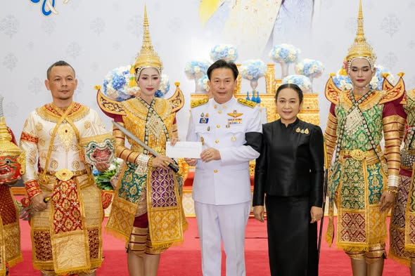 พสกนิกรพิษณุโลก ร่วมพิธีบำเพ็ญกุศลสตมวาร (100 วัน) น้อมรำลึกในพระมหากรุณาธิคุณ พระบรมราชชนนีพันปีหลวง