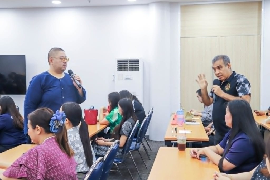 มหาวิทยาลัยราชภัฏพิบูลสงคราม เสริมแกร่งจริยธรรมบุคลากร “จตุรงค์ จงอาษา” ปลุกพลังคนทำงานยุคใหม่ เน้นโปร่งใส-สร้างสุขในองค์กร